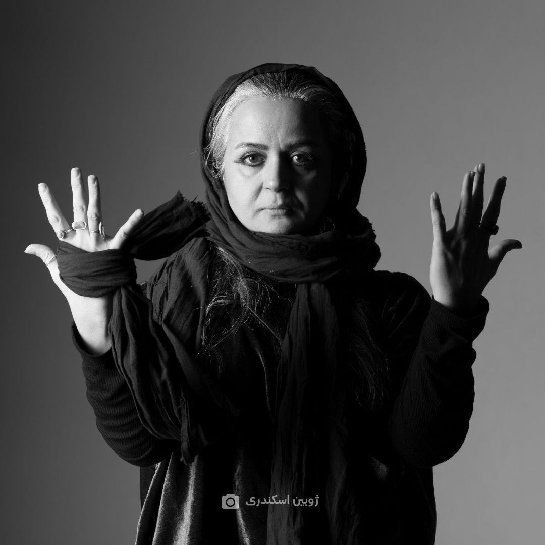 عکس پرتره از غزال زارع عکاس: ژوبین اسکندری
