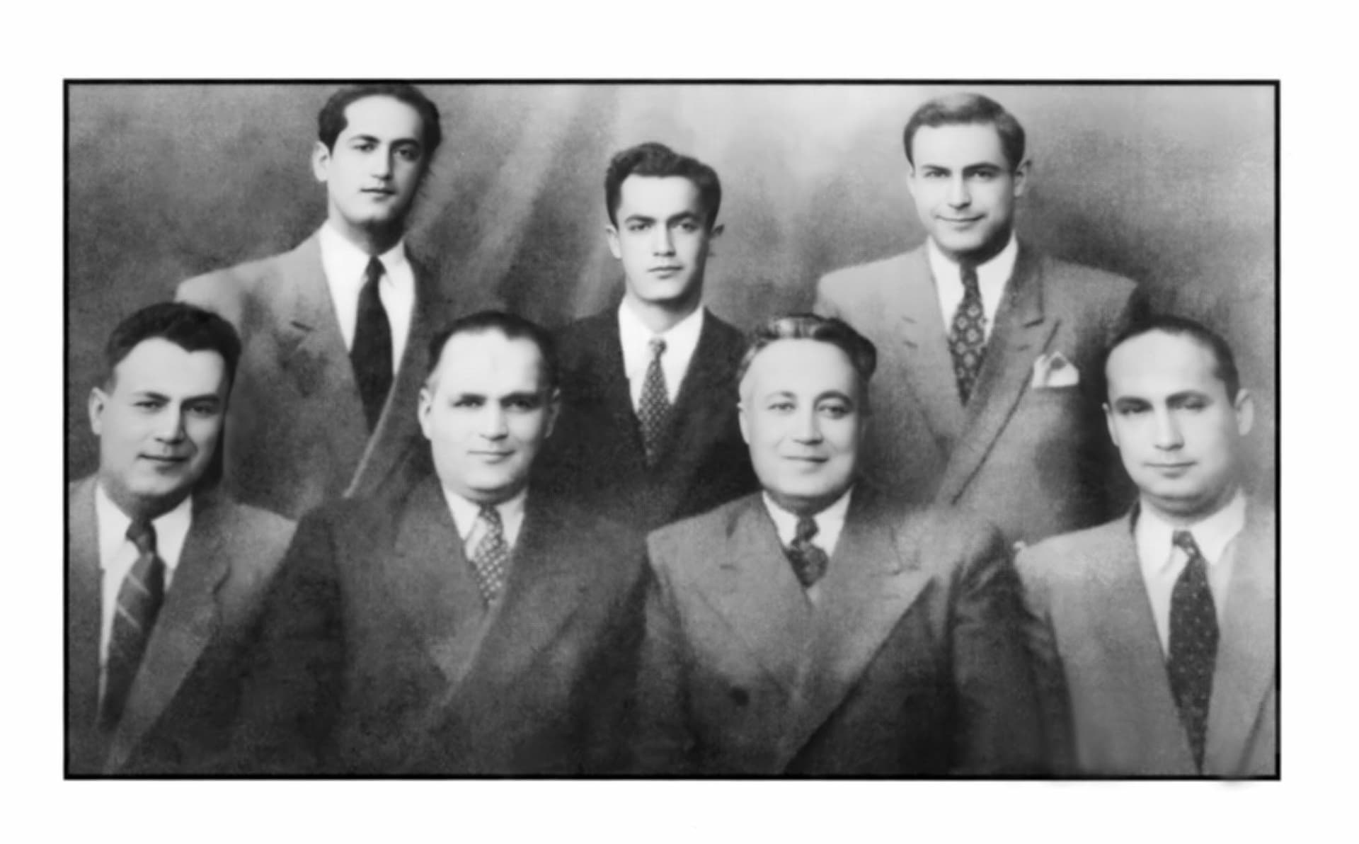 تصویری قدیمی از پیشکسوتان صنعت پلاستیک ایران